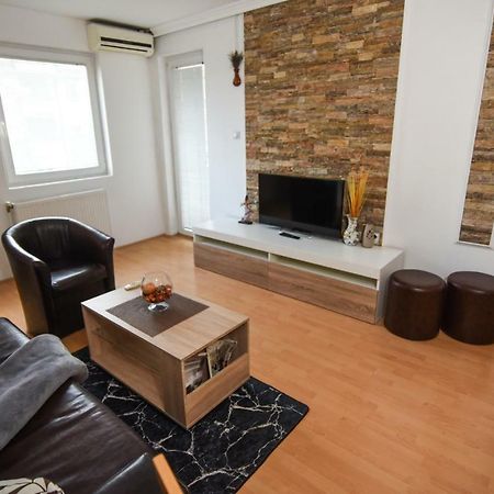 Victoria Apartment - Excellent Choice - Near Center Skopje Ngoại thất bức ảnh